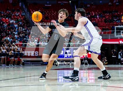Thumbnail 3 in Herriman vs. Lehi (UHSAA 6A Semifinal) photogallery.
