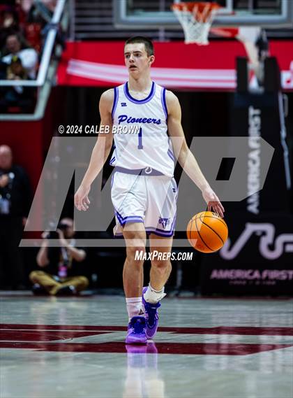Thumbnail 2 in Herriman vs. Lehi (UHSAA 6A Semifinal) photogallery.