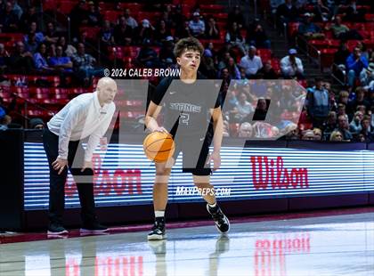 Thumbnail 2 in Herriman vs. Lehi (UHSAA 6A Semifinal) photogallery.
