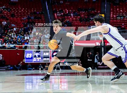 Thumbnail 1 in Herriman vs. Lehi (UHSAA 6A Semifinal) photogallery.