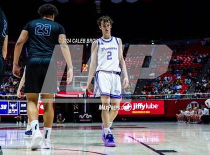 Thumbnail 2 in Herriman vs. Lehi (UHSAA 6A Semifinal) photogallery.