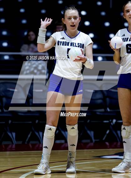 Thumbnail 3 in Pearland Dawson vs. Northwest Nelson (UIL 6A D1 Volleyball Final) photogallery.