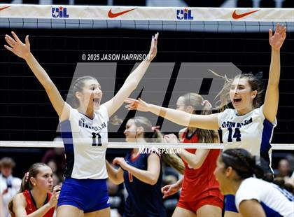 Thumbnail 3 in Pearland Dawson vs. Northwest Nelson (UIL 6A D1 Volleyball Final) photogallery.