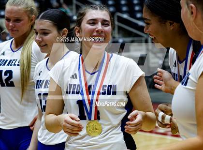 Thumbnail 3 in Pearland Dawson vs. Northwest Nelson (UIL 6A D1 Volleyball Final) photogallery.