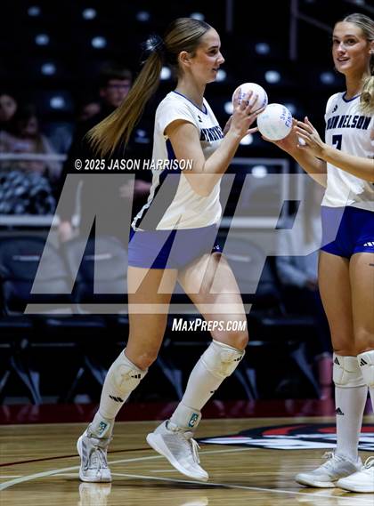 Thumbnail 3 in Pearland Dawson vs. Northwest Nelson (UIL 6A D1 Volleyball Final) photogallery.