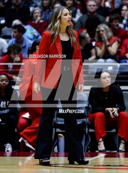 Thumbnail 2 in Pearland Dawson vs. Northwest Nelson (UIL 6A D1 Volleyball Final) photogallery.