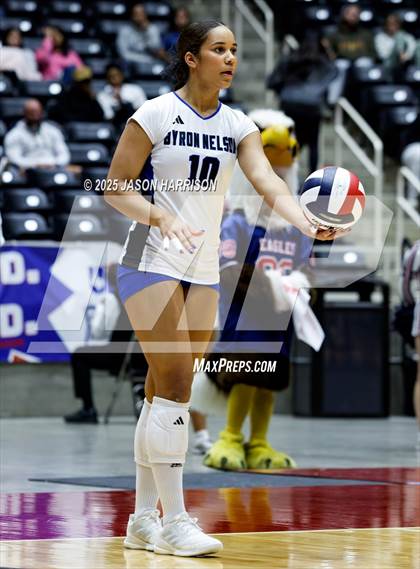 Thumbnail 1 in Pearland Dawson vs. Northwest Nelson (UIL 6A D1 Volleyball Final) photogallery.