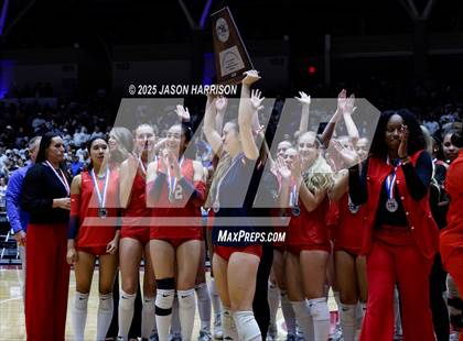 Thumbnail 2 in Pearland Dawson vs. Northwest Nelson (UIL Volleyball 6A D1 Final) photogallery.