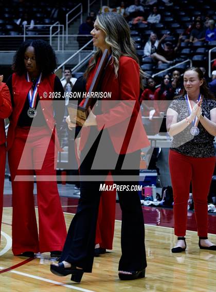 Thumbnail 1 in Pearland Dawson vs. Northwest Nelson (UIL 6A D1 Volleyball Final) photogallery.