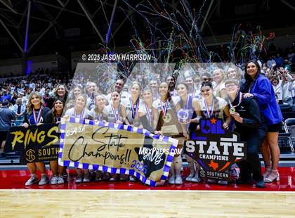 Thumbnail 3 in Pearland Dawson vs. Northwest Nelson (UIL 6A D1 Volleyball Final) photogallery.