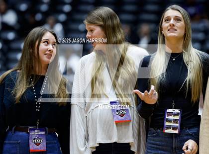 Thumbnail 2 in Pearland Dawson vs. Northwest Nelson (UIL Volleyball 6A D1 Final) photogallery.