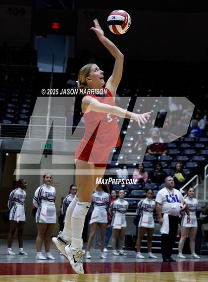 Thumbnail 3 in Pearland Dawson vs. Northwest Nelson (UIL Volleyball 6A D1 Final) photogallery.