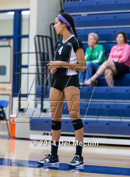 Thumbnail 1 in Woodward vs. Tampa Prep (Berkeley Premier) photogallery.