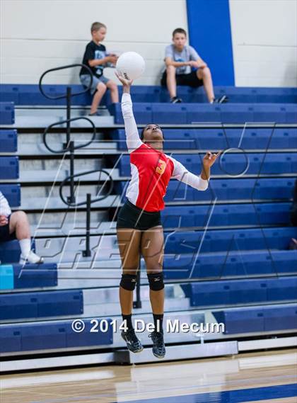 Thumbnail 2 in Woodward vs. Tampa Prep (Berkeley Premier) photogallery.