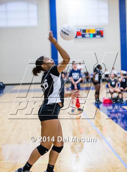 Thumbnail 2 in Woodward vs. Tampa Prep (Berkeley Premier) photogallery.