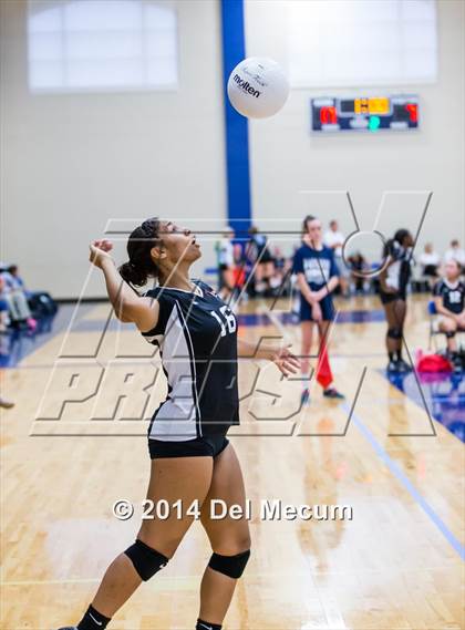 Thumbnail 1 in Woodward vs. Tampa Prep (Berkeley Premier) photogallery.