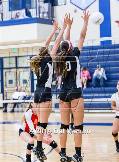 Thumbnail 3 in Woodward vs. Tampa Prep (Berkeley Premier) photogallery.