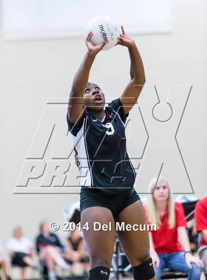 Thumbnail 1 in Woodward vs. Tampa Prep (Berkeley Premier) photogallery.