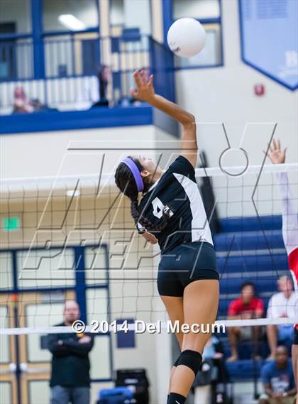 Thumbnail 3 in Woodward vs. Tampa Prep (Berkeley Premier) photogallery.