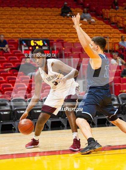 Thumbnail 2 in Palmetto vs. Norland (HoopHall Miami Invitational) photogallery.