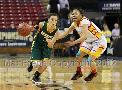 Thumbnail 3 in Berkeley vs. Kennedy (CIF D1 NorCal Regional Final) photogallery.