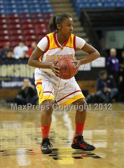 Thumbnail 1 in Berkeley vs. Kennedy (CIF D1 NorCal Regional Final) photogallery.