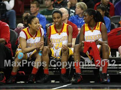 Thumbnail 1 in Berkeley vs. Kennedy (CIF D1 NorCal Regional Final) photogallery.