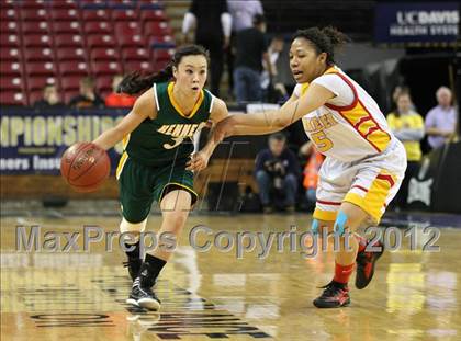 Thumbnail 2 in Berkeley vs. Kennedy (CIF D1 NorCal Regional Final) photogallery.