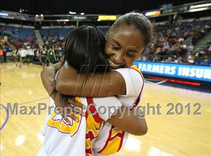 Thumbnail 2 in Berkeley vs. Kennedy (CIF D1 NorCal Regional Final) photogallery.