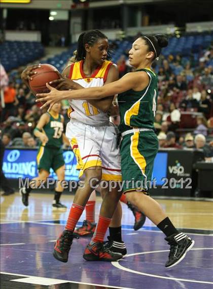 Thumbnail 3 in Berkeley vs. Kennedy (CIF D1 NorCal Regional Final) photogallery.