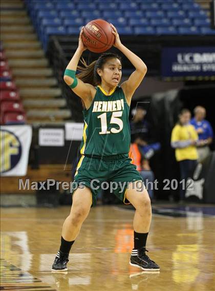 Thumbnail 2 in Berkeley vs. Kennedy (CIF D1 NorCal Regional Final) photogallery.