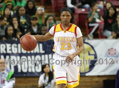 Thumbnail 2 in Berkeley vs. Kennedy (CIF D1 NorCal Regional Final) photogallery.