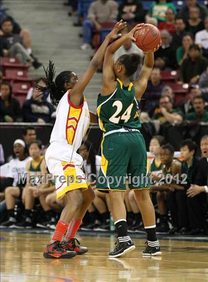 Thumbnail 1 in Berkeley vs. Kennedy (CIF D1 NorCal Regional Final) photogallery.