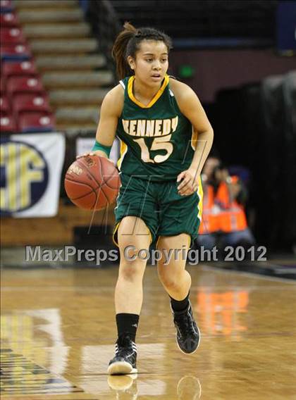 Thumbnail 3 in Berkeley vs. Kennedy (CIF D1 NorCal Regional Final) photogallery.