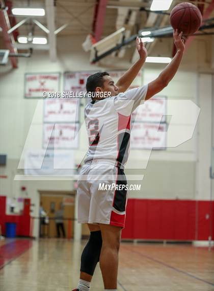 Thumbnail 3 in Darien @ Warde photogallery.