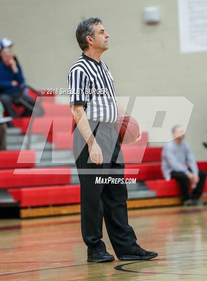 Thumbnail 3 in Darien @ Warde photogallery.