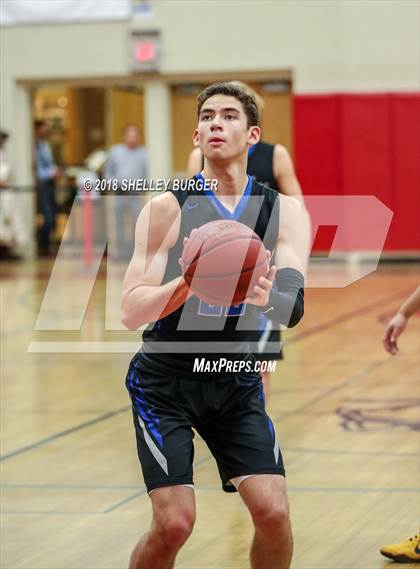 Thumbnail 1 in Darien @ Warde photogallery.