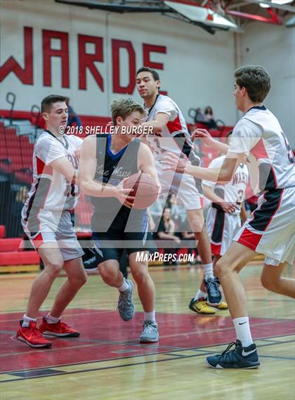 Thumbnail 1 in Darien @ Warde photogallery.
