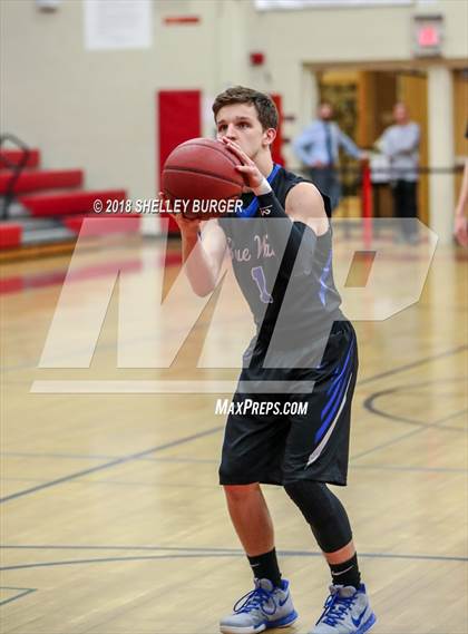 Thumbnail 3 in Darien @ Warde photogallery.