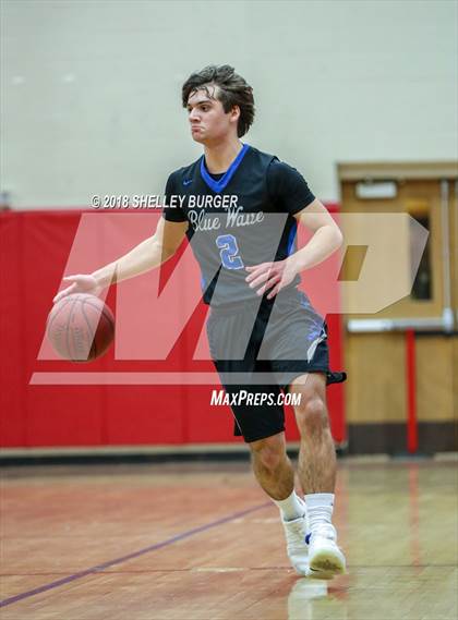 Thumbnail 1 in Darien @ Warde photogallery.