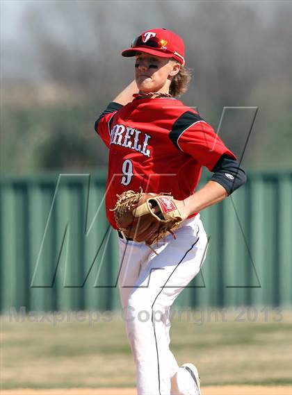 Thumbnail 1 in Ferris vs. Terrell (I-45 Classic) photogallery.
