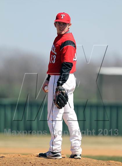 Thumbnail 2 in Ferris vs. Terrell (I-45 Classic) photogallery.