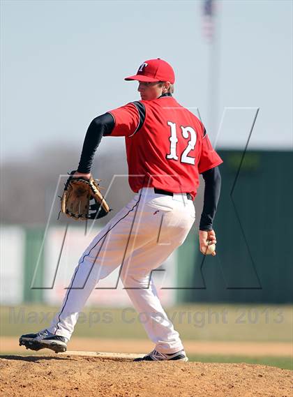 Thumbnail 3 in Ferris vs. Terrell (I-45 Classic) photogallery.
