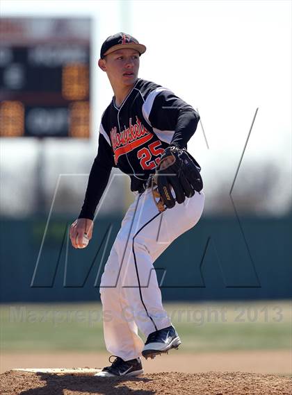 Thumbnail 3 in Ferris vs. Terrell (I-45 Classic) photogallery.