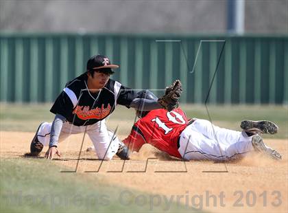Thumbnail 2 in Ferris vs. Terrell (I-45 Classic) photogallery.
