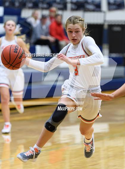 Thumbnail 3 in Skyridge vs. Copper Hills photogallery.