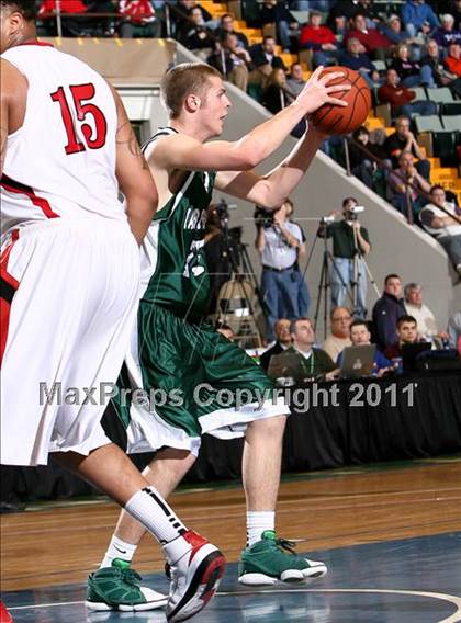 Thumbnail 1 in Jamesville-DeWitt vs. Harborfields (NYSPHSAA Class A Final) photogallery.