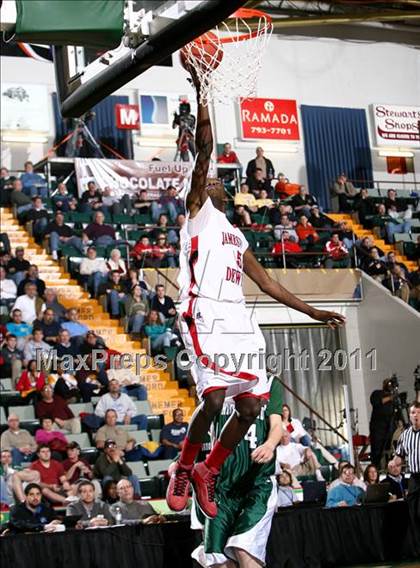 Thumbnail 2 in Jamesville-DeWitt vs. Harborfields (NYSPHSAA Class A Final) photogallery.