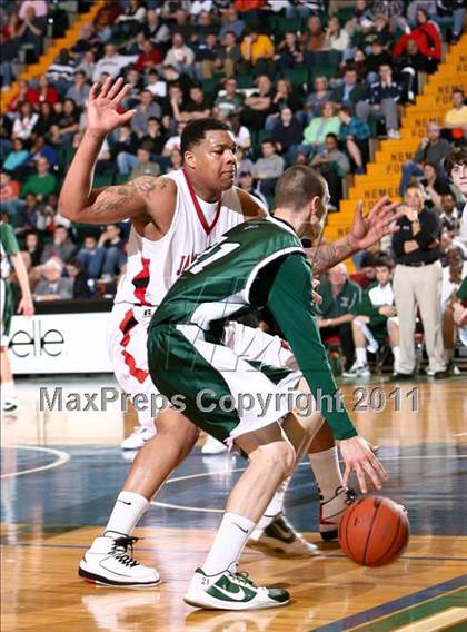 Thumbnail 1 in Jamesville-DeWitt vs. Harborfields (NYSPHSAA Class A Final) photogallery.