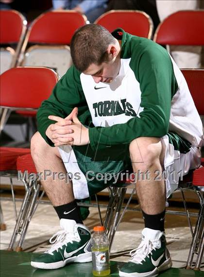 Thumbnail 2 in Jamesville-DeWitt vs. Harborfields (NYSPHSAA Class A Final) photogallery.